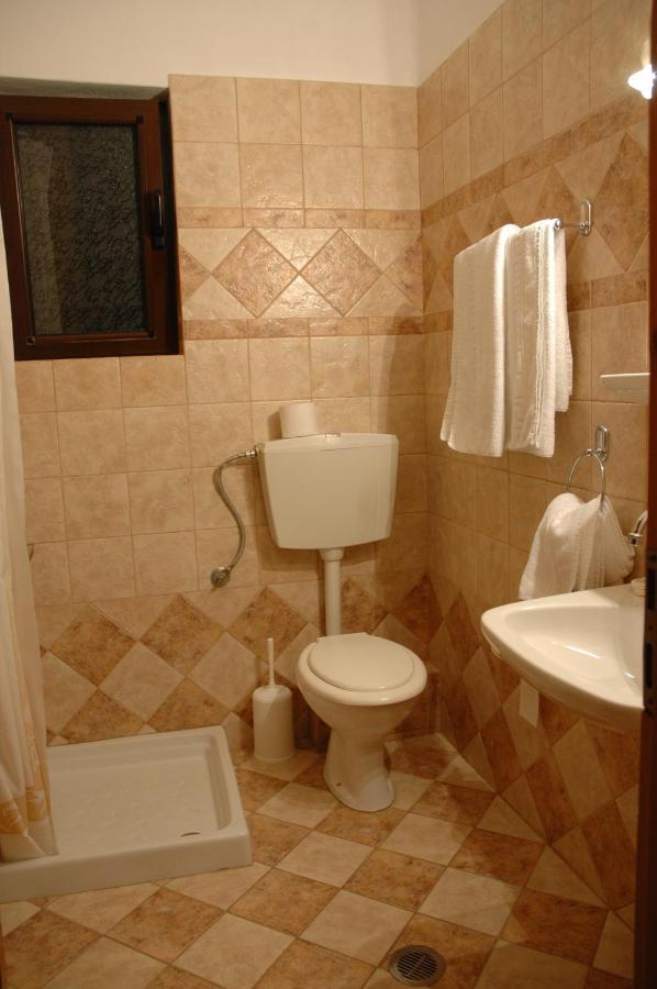 Aroanios Hotel Kleitoria Zimmer foto